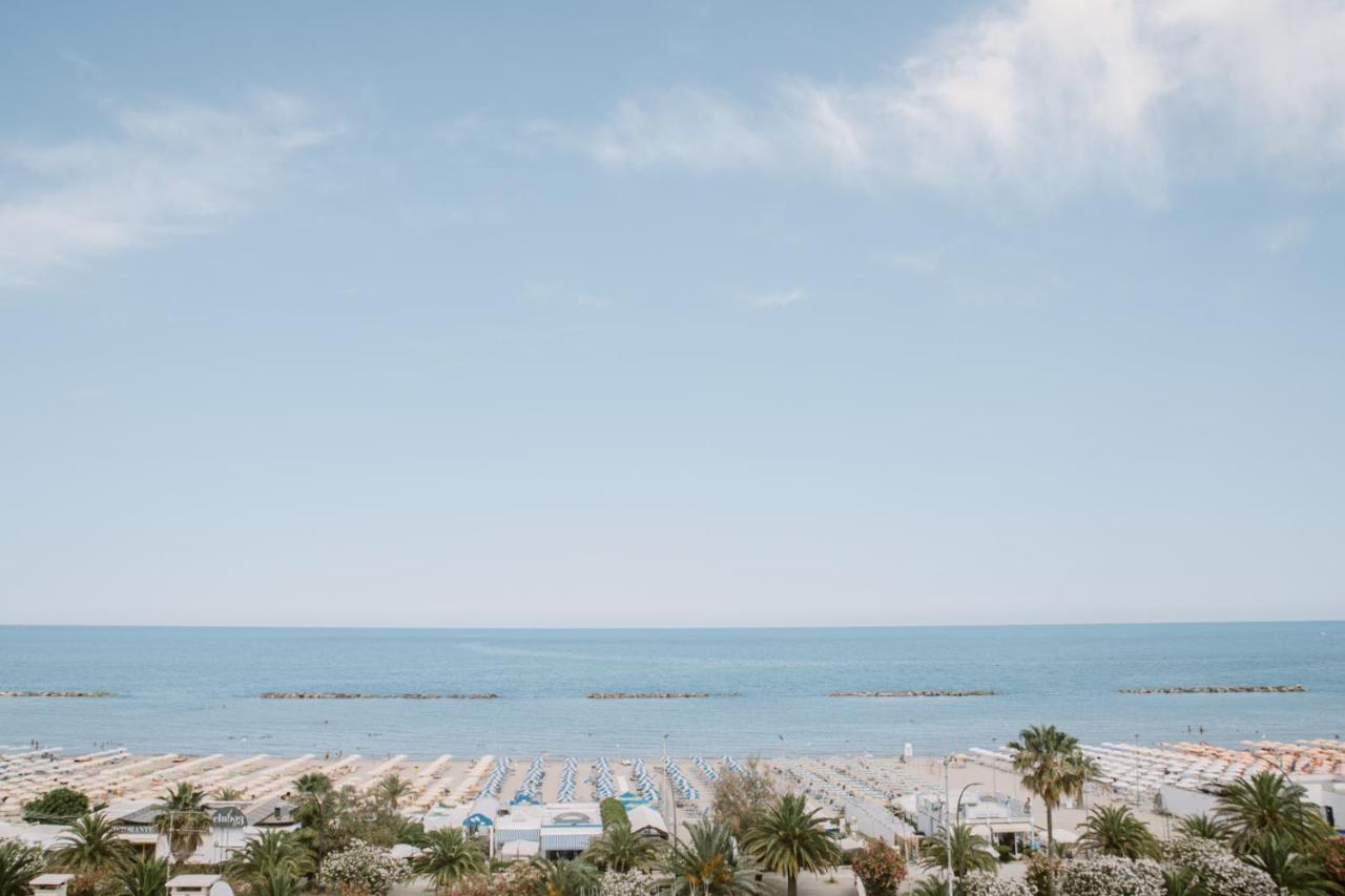 Hotel Bolivar San Benedetto del Tronto Esterno foto