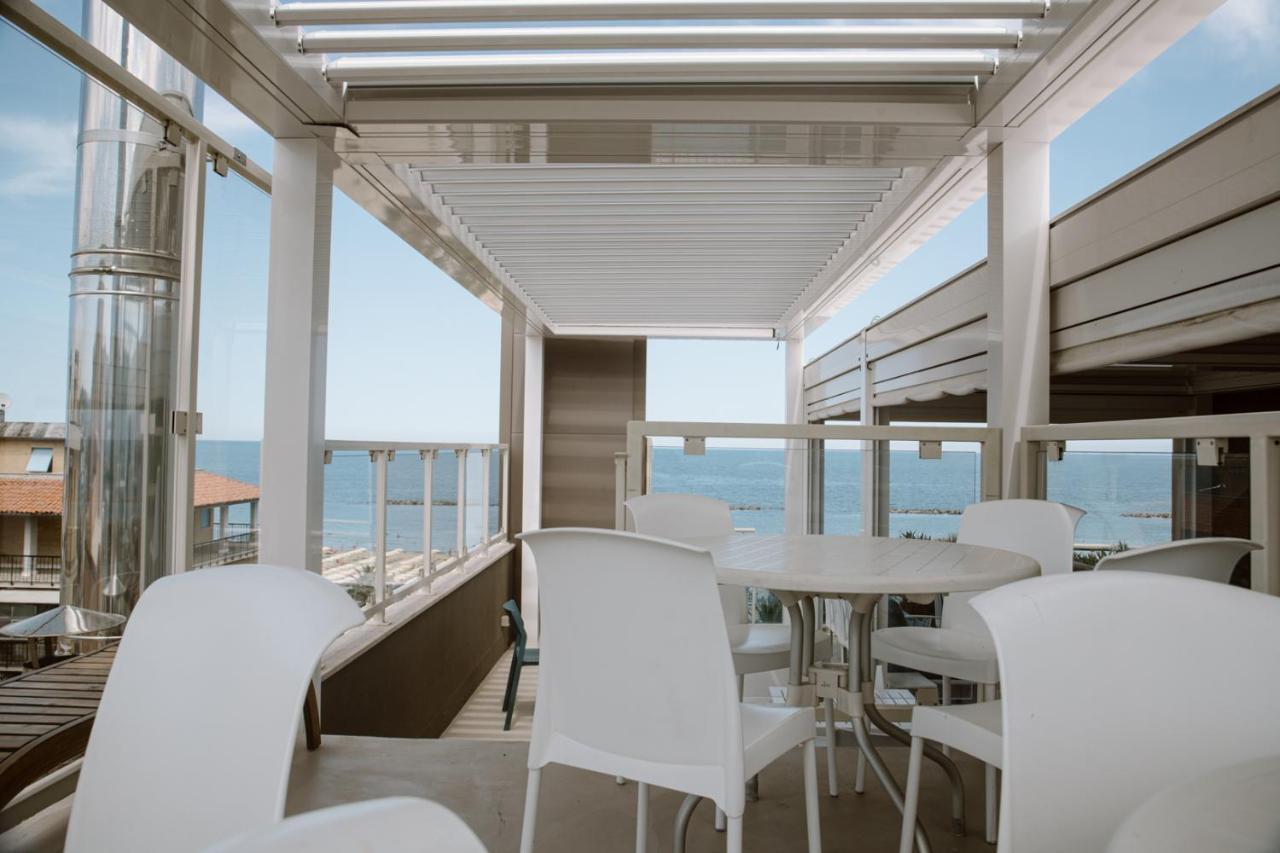 Hotel Bolivar San Benedetto del Tronto Esterno foto