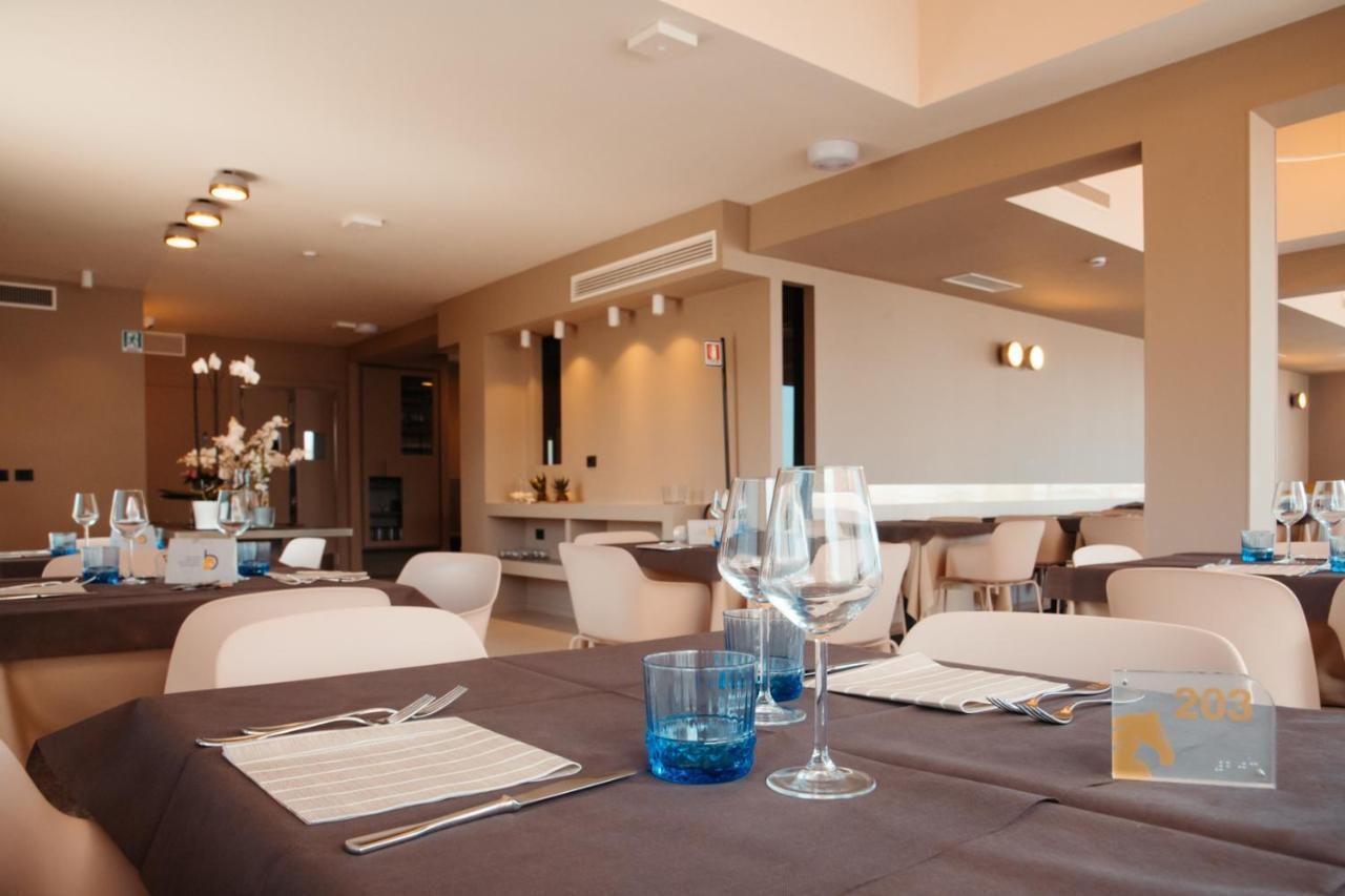 Hotel Bolivar San Benedetto del Tronto Esterno foto